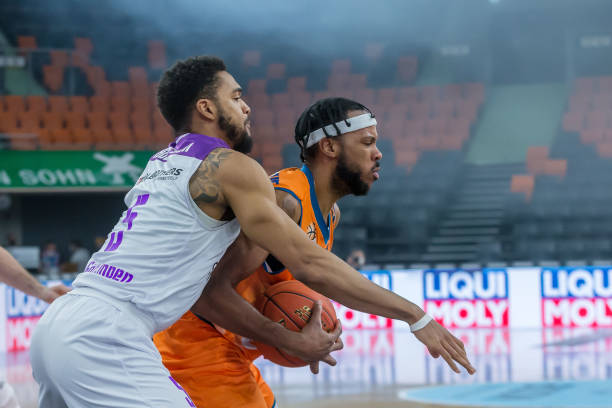 赛季的表现 赛季的表现