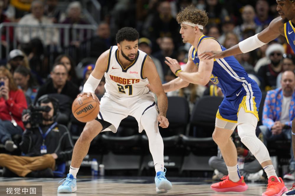 赛事中脱颖 赛事中脱颖