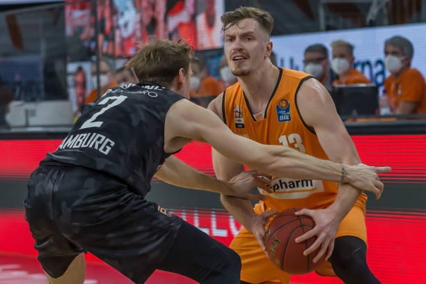 双方都展示 双方都展示