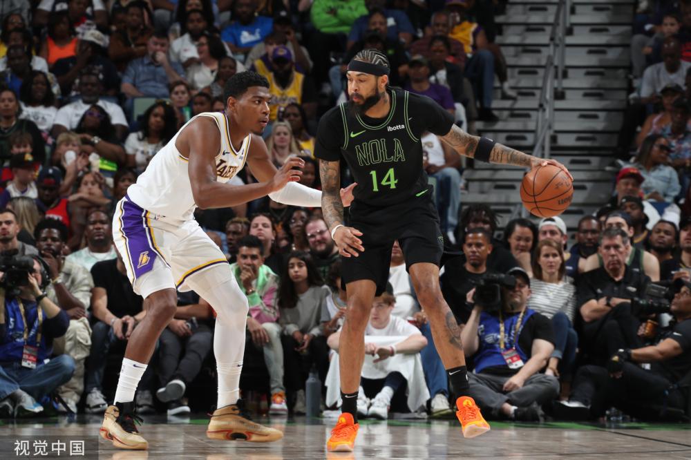 防线的前锋 防线的前锋